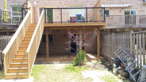 Balcony with stairs, deck underneath